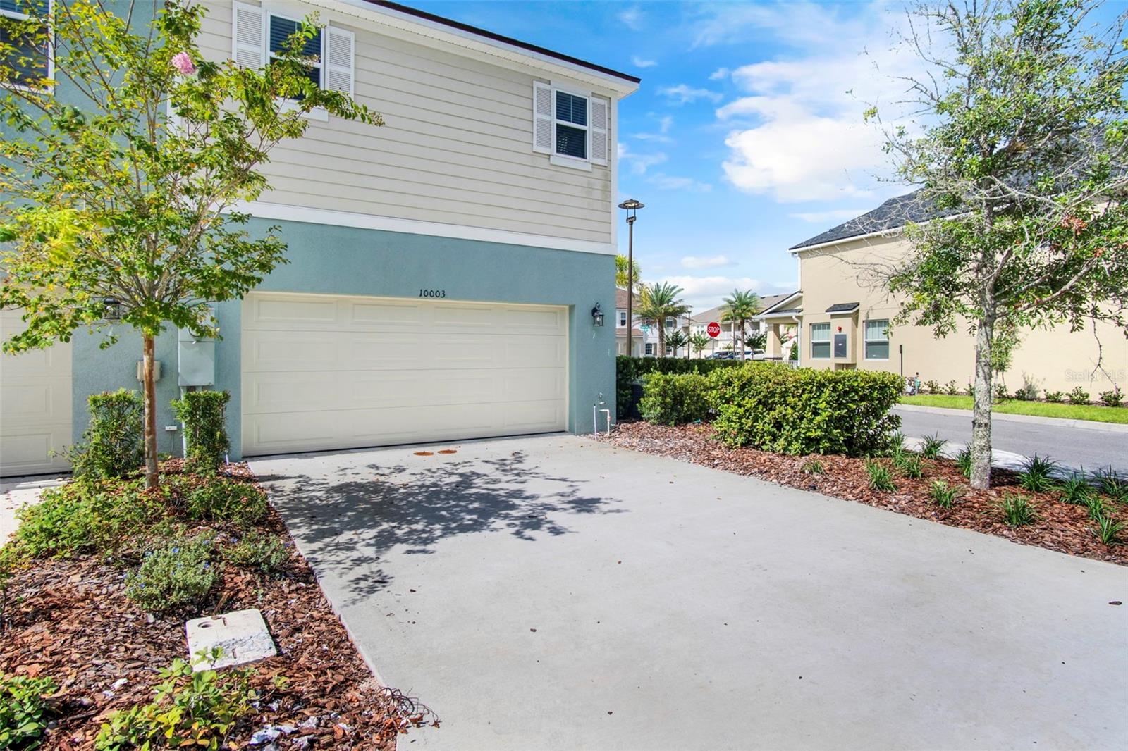 RANDAL WALK - Residential Lease