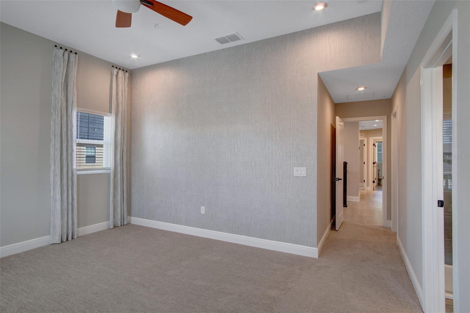 RANDAL WALK - Residential Lease