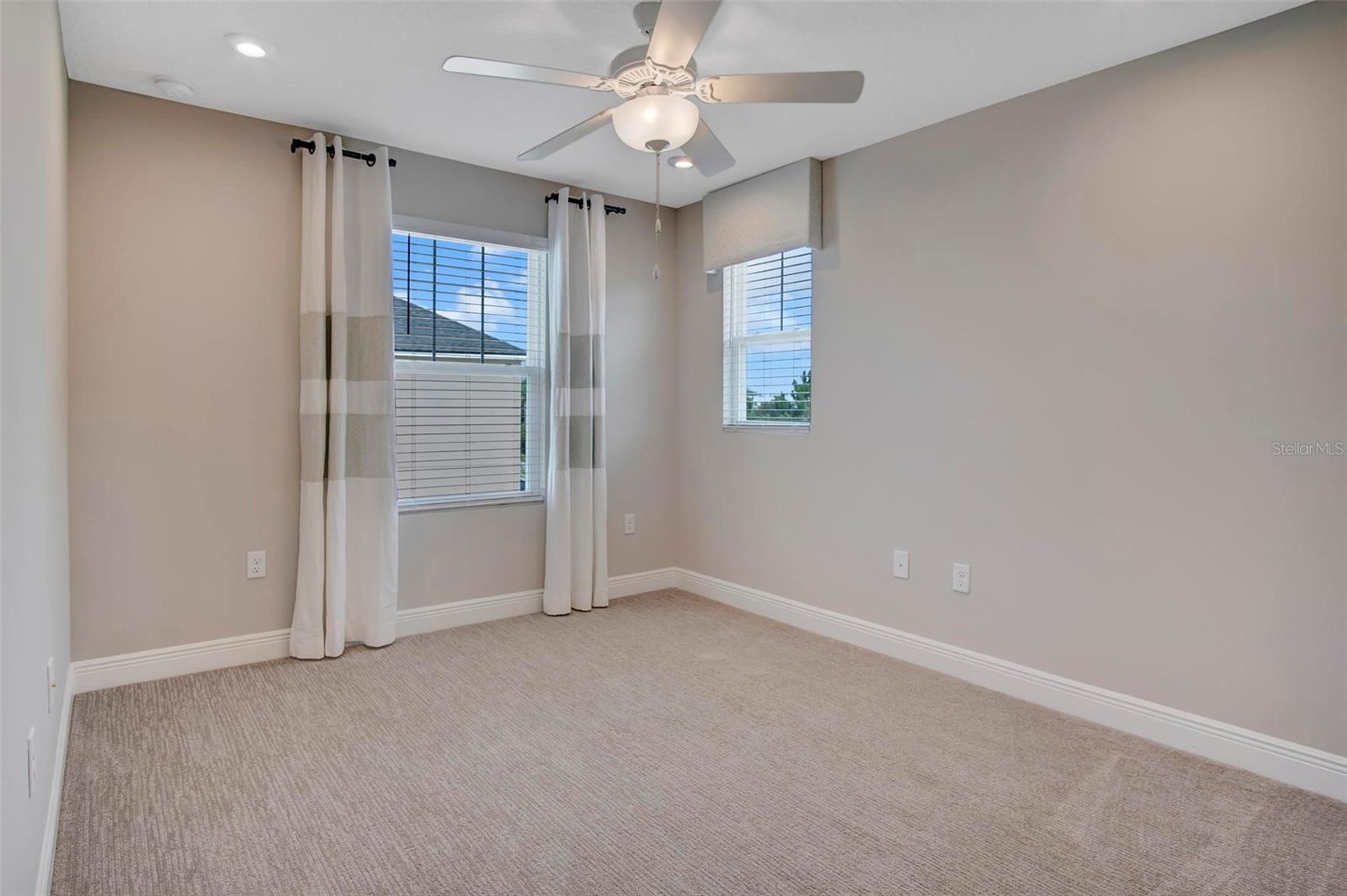 RANDAL WALK - Residential Lease