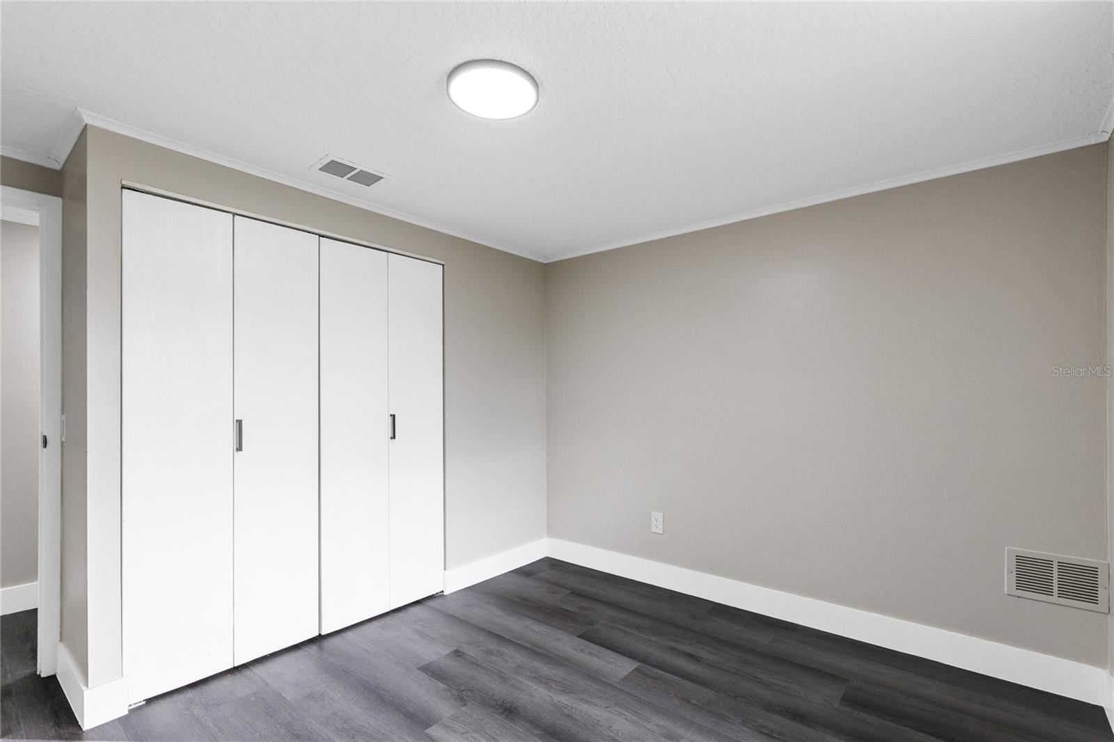 SUNSHINE GARDENS - Residential