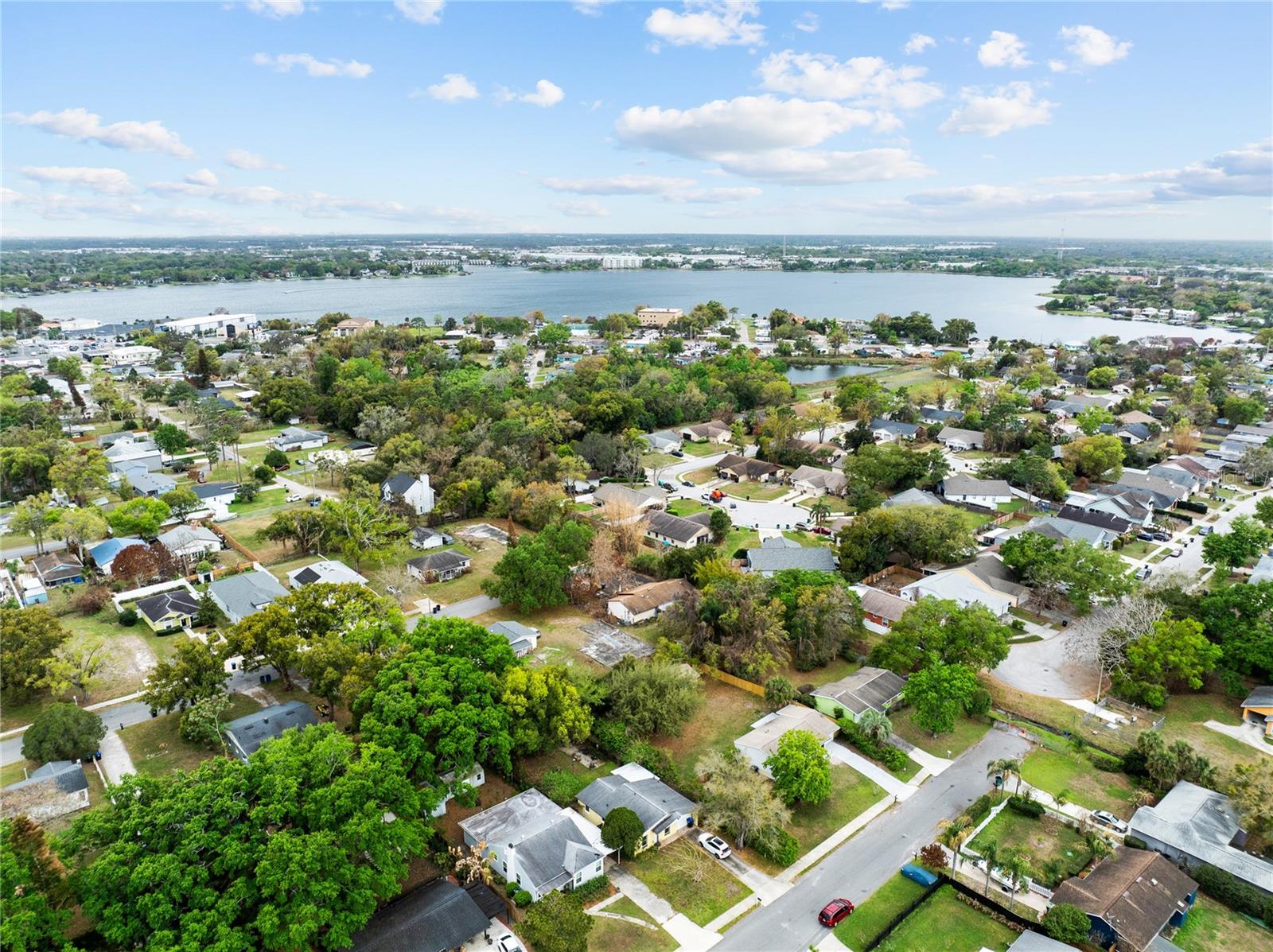 SUNSHINE GARDENS - Residential