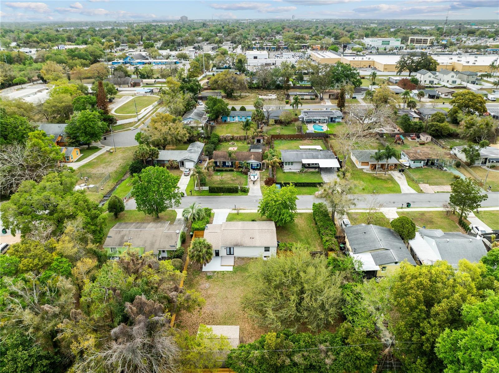 SUNSHINE GARDENS - Residential