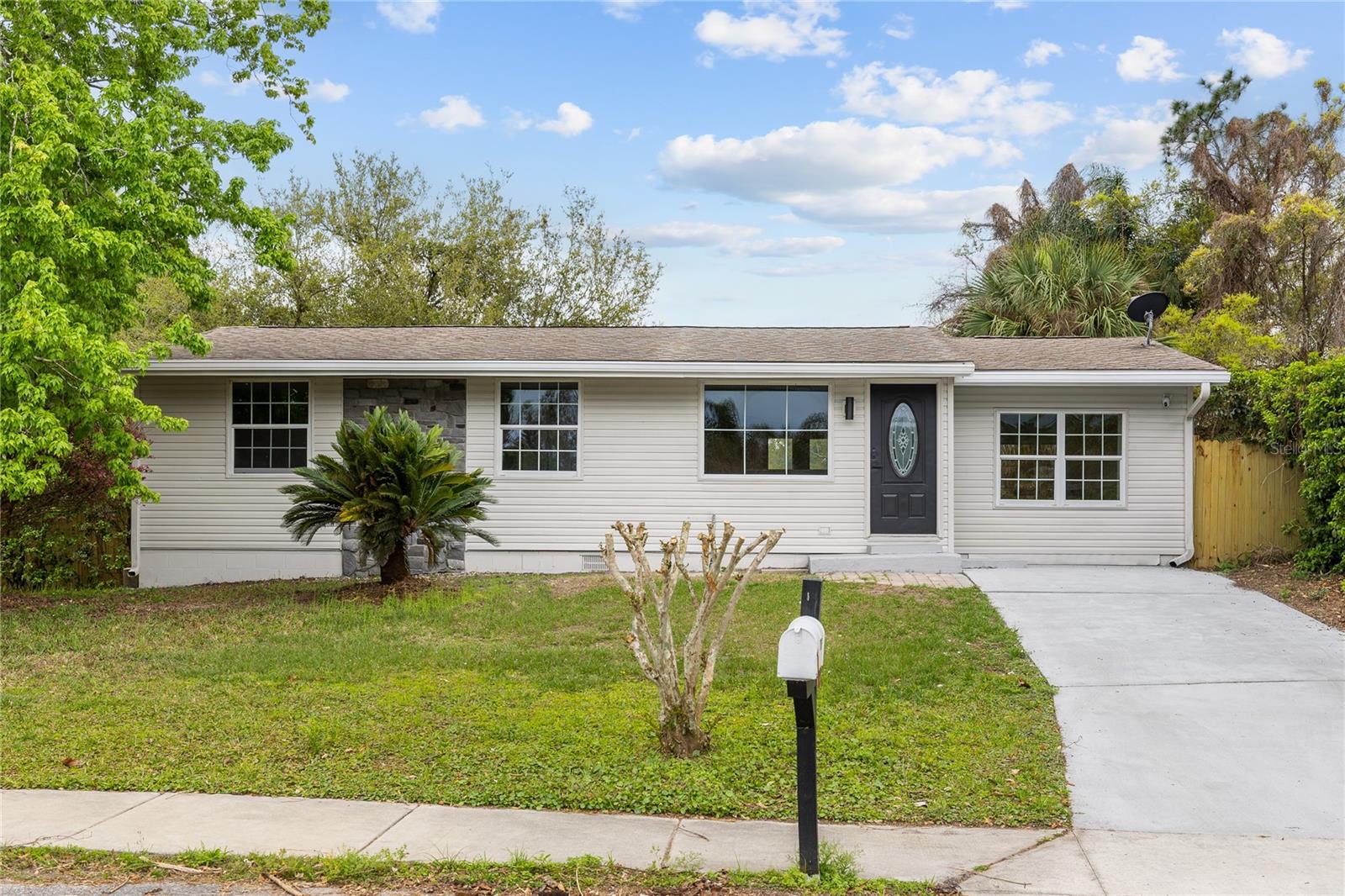 SUNSHINE GARDENS - Residential