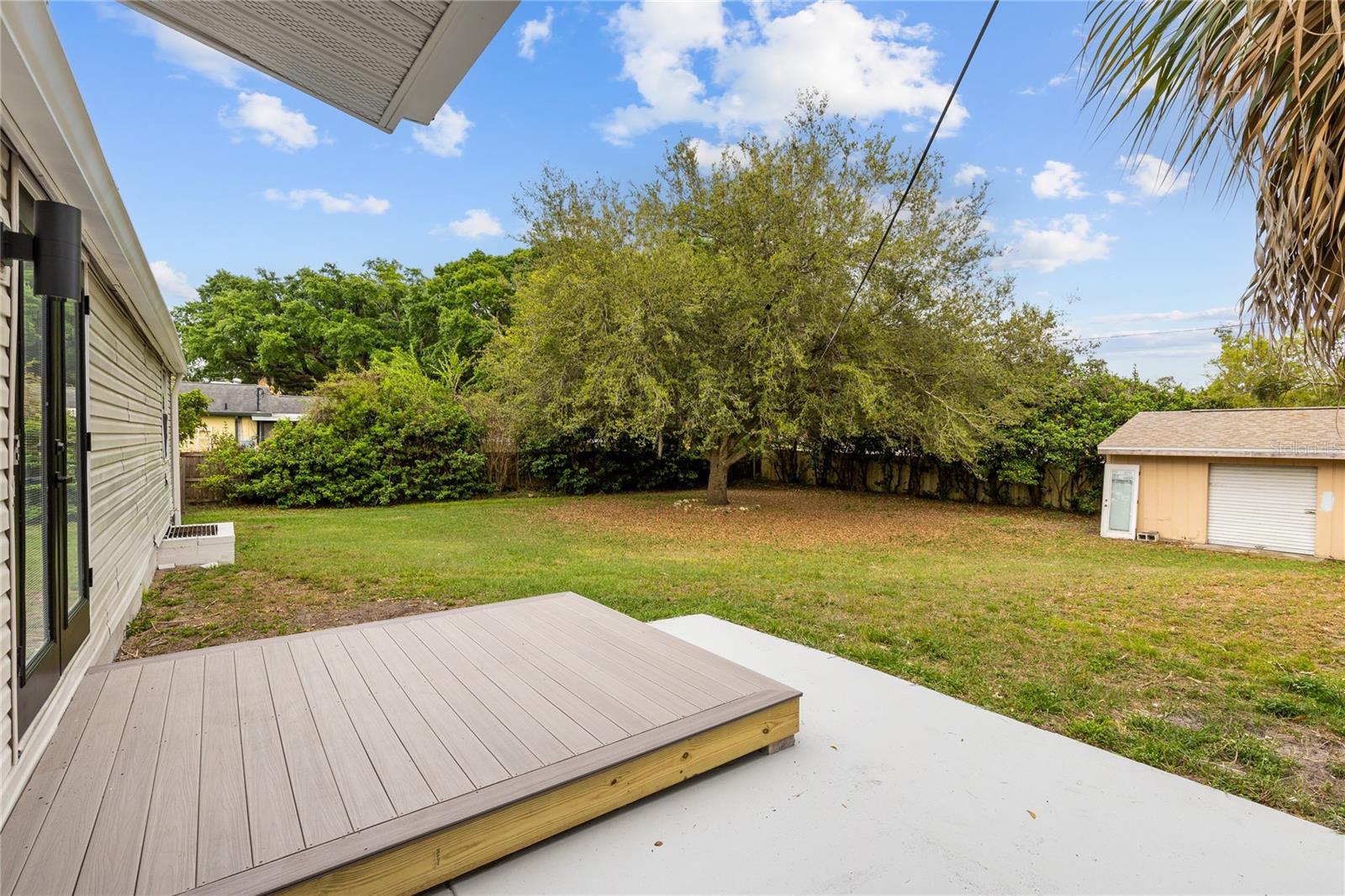 SUNSHINE GARDENS - Residential