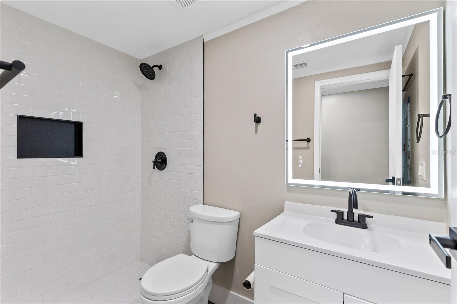 SUNSHINE GARDENS - Residential