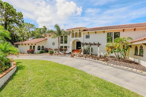 Photo of 500 N Highland Avenue, Tarpon Springs, FL 34688 (MLS # TB8509185)