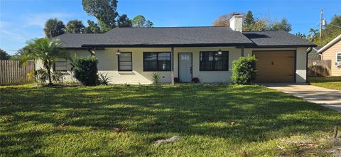 Photo of 2526 Victory Palm Drive, Edgewater, FL 32141 (MLS # V4946016)
