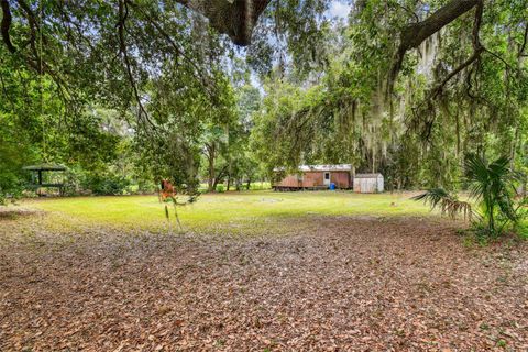 A home in PLANT CITY