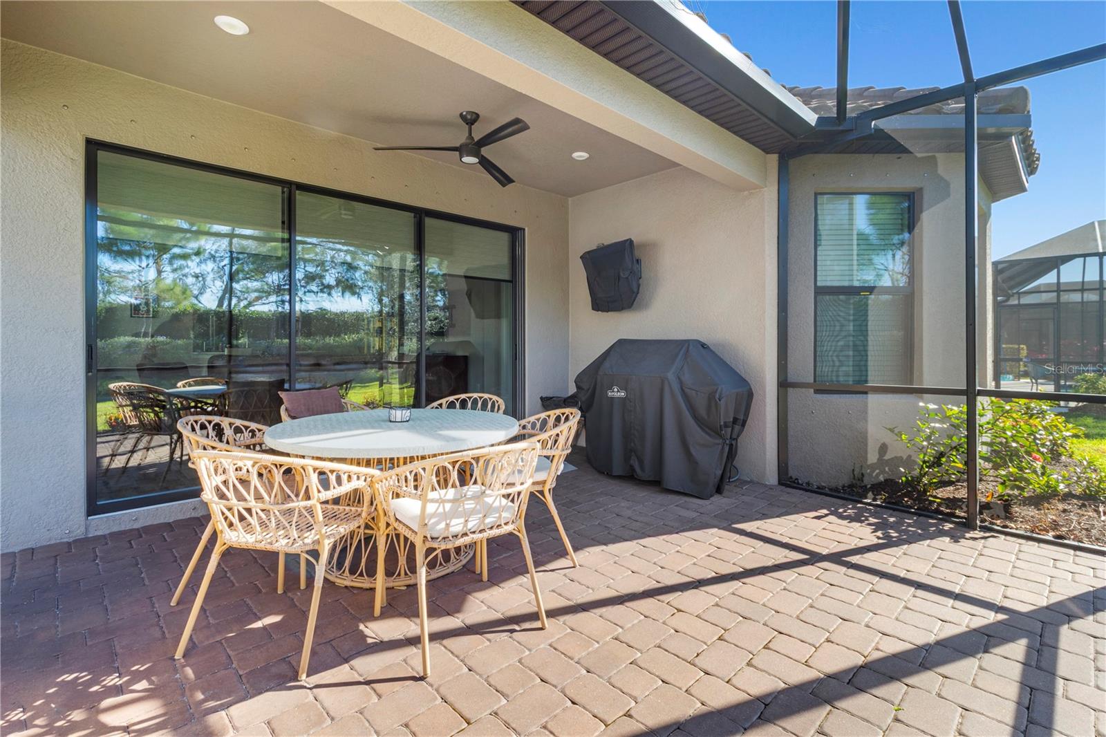 AZARIO ESPLANADE PH II SUBPH C-O - Residential