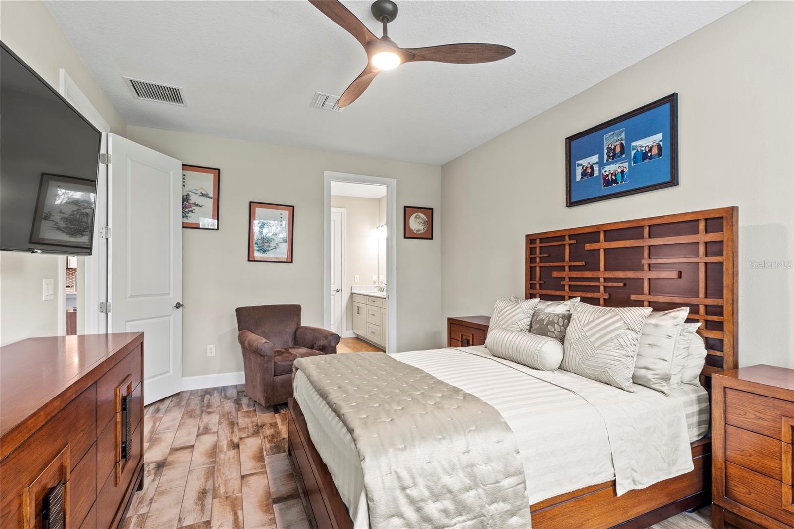 AZARIO ESPLANADE PH II SUBPH C-O - Residential