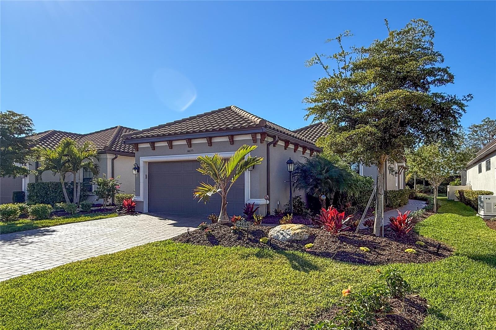 AZARIO ESPLANADE PH II SUBPH C-O - Residential