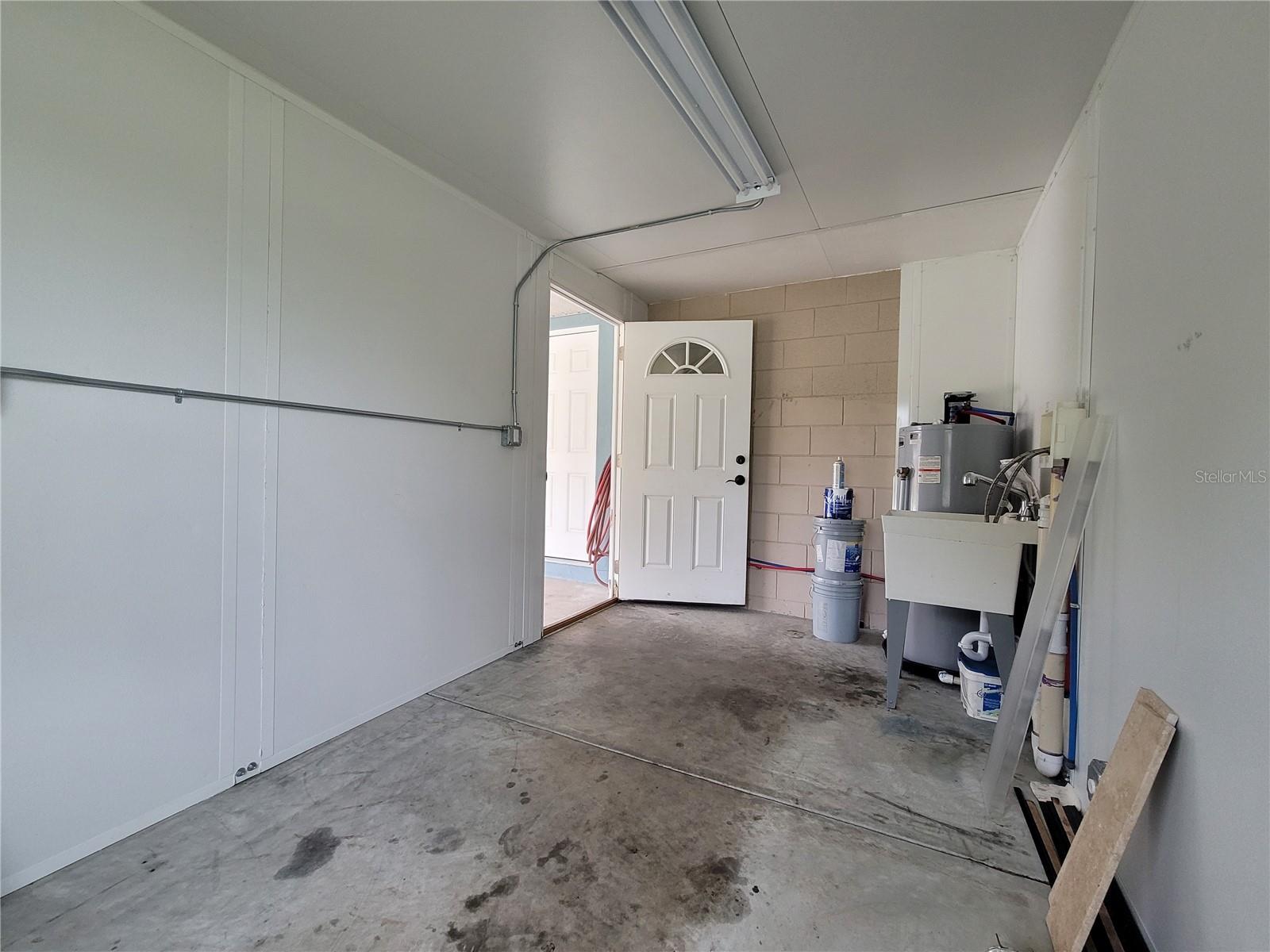 GOLDEN HEIGHTS - Residential