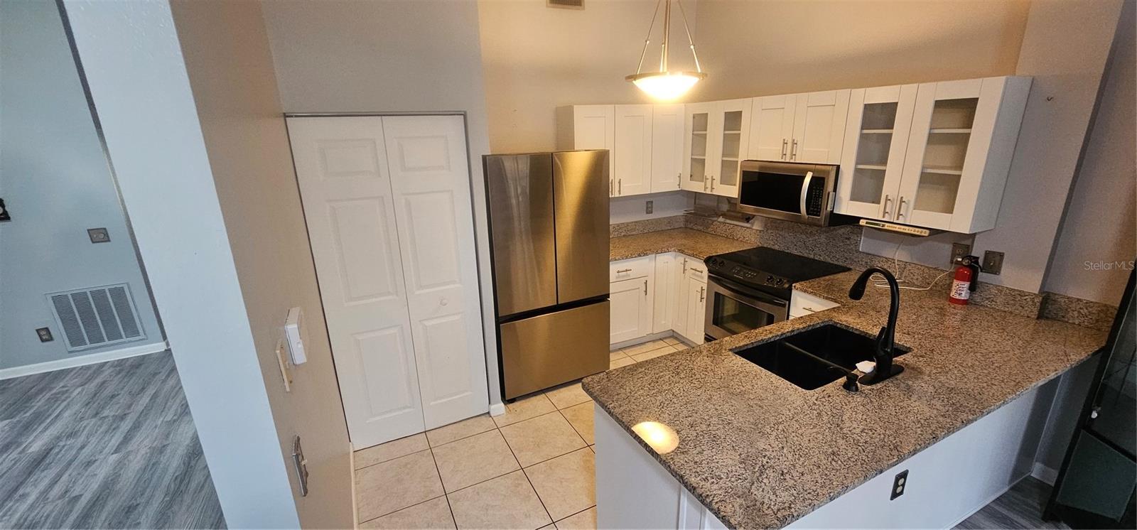 CARROLLWOOD SPRGS CLUSTER HMS - Residential