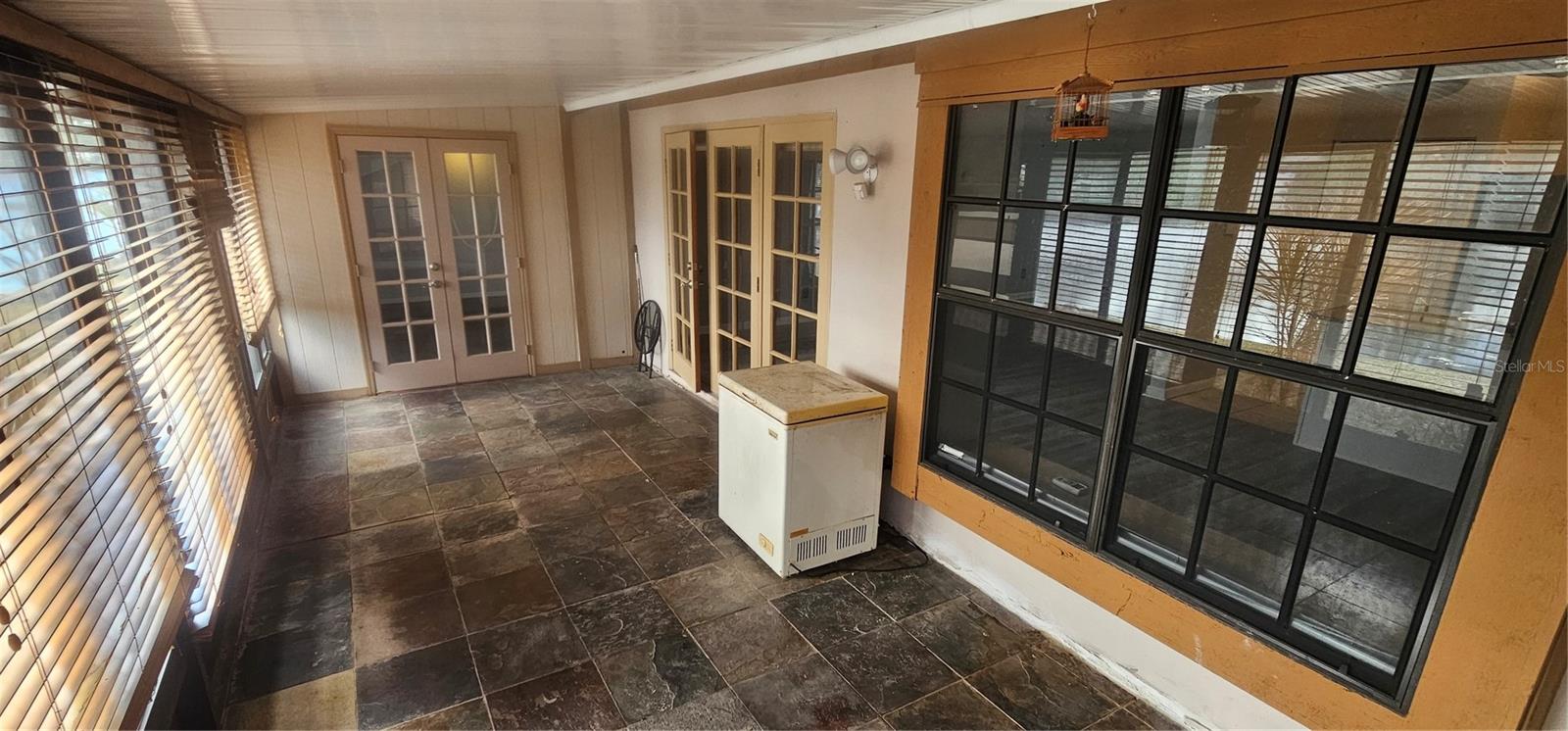 CARROLLWOOD SPRGS CLUSTER HMS - Residential