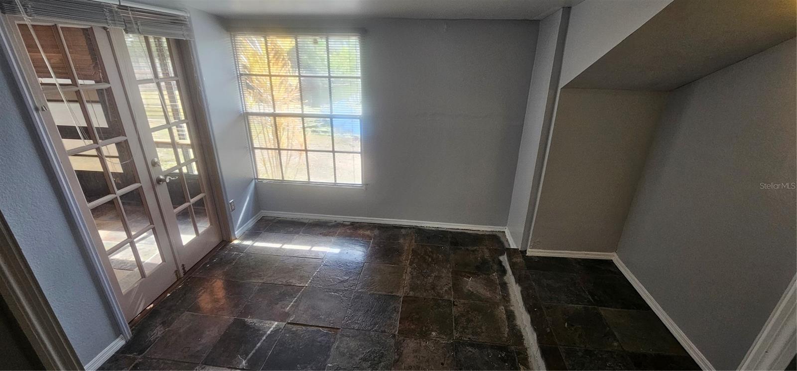 CARROLLWOOD SPRGS CLUSTER HMS - Residential