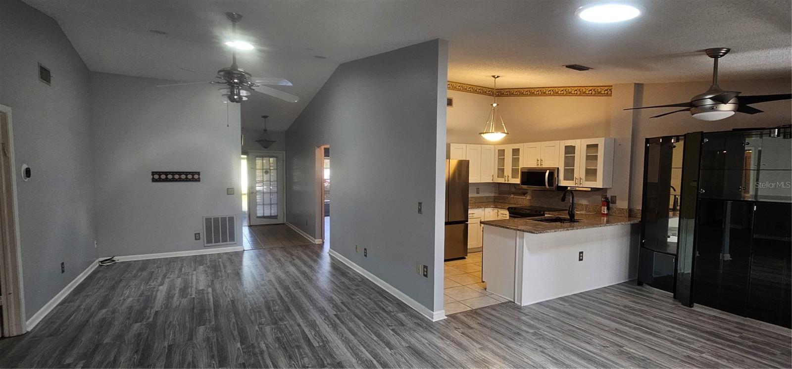 CARROLLWOOD SPRGS CLUSTER HMS - Residential