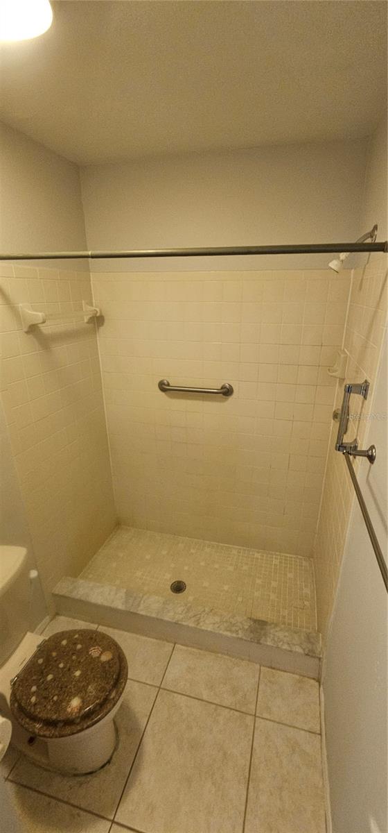 CARROLLWOOD SPRGS CLUSTER HMS - Residential