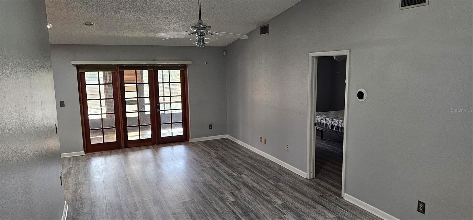 CARROLLWOOD SPRGS CLUSTER HMS - Residential