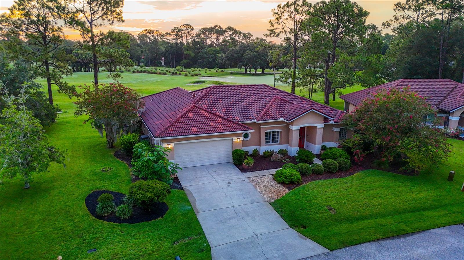 4 SUTTON COURT