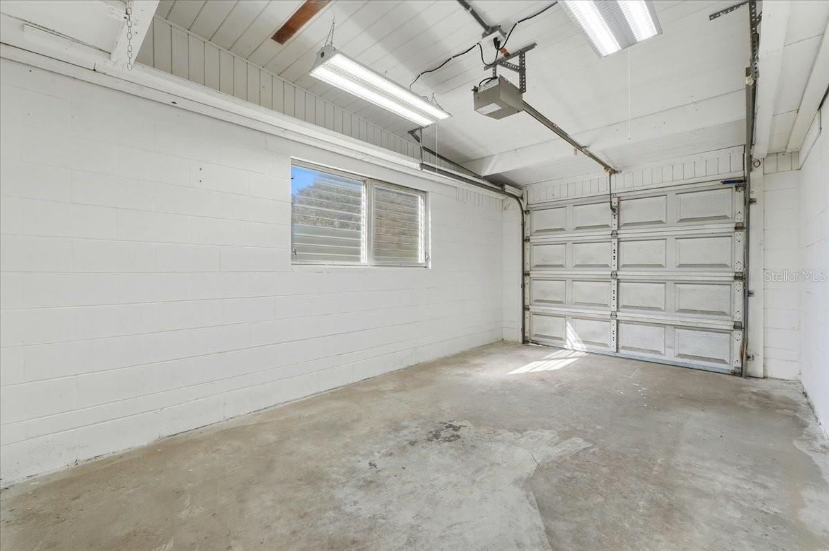 BELLAIRE PARK - Residential