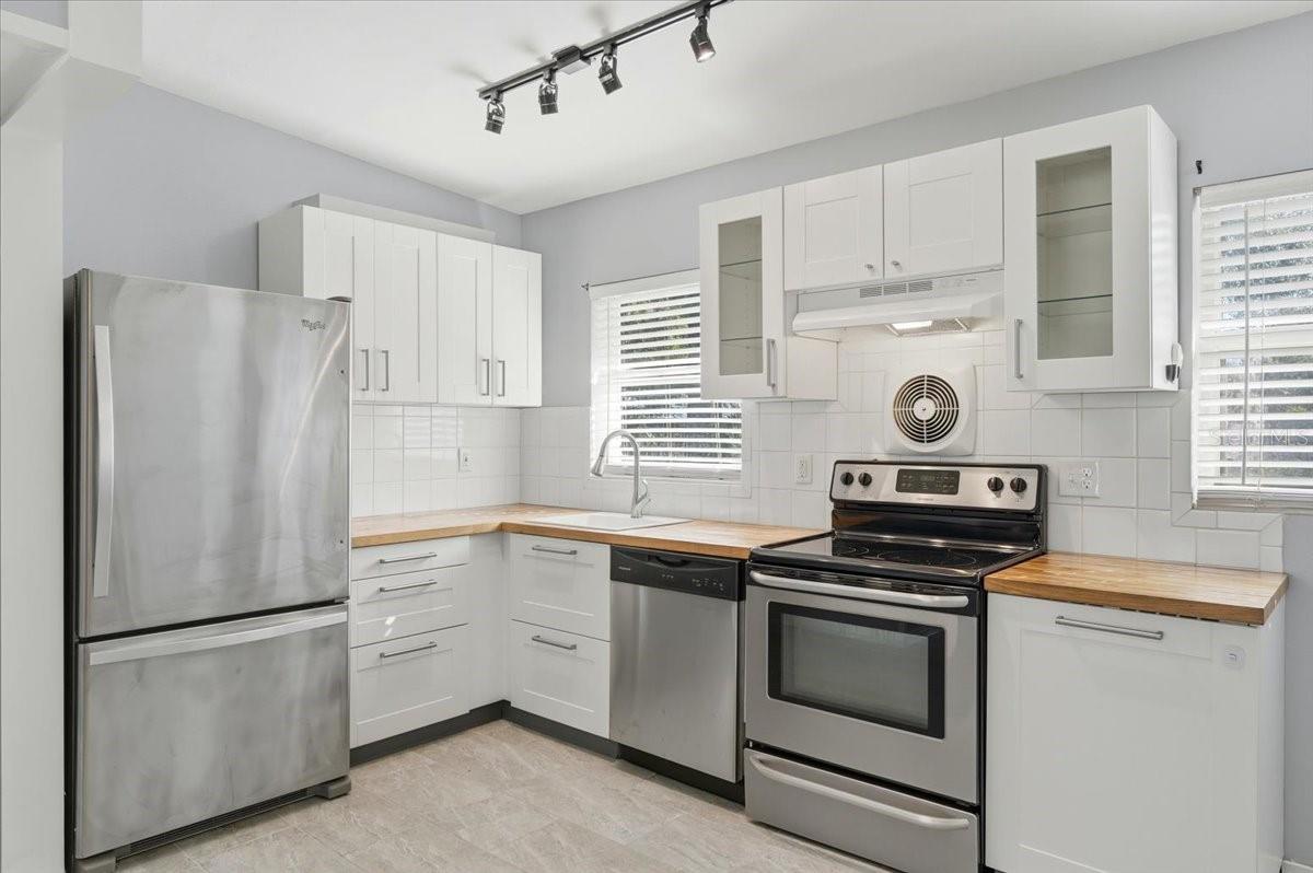 BELLAIRE PARK - Residential