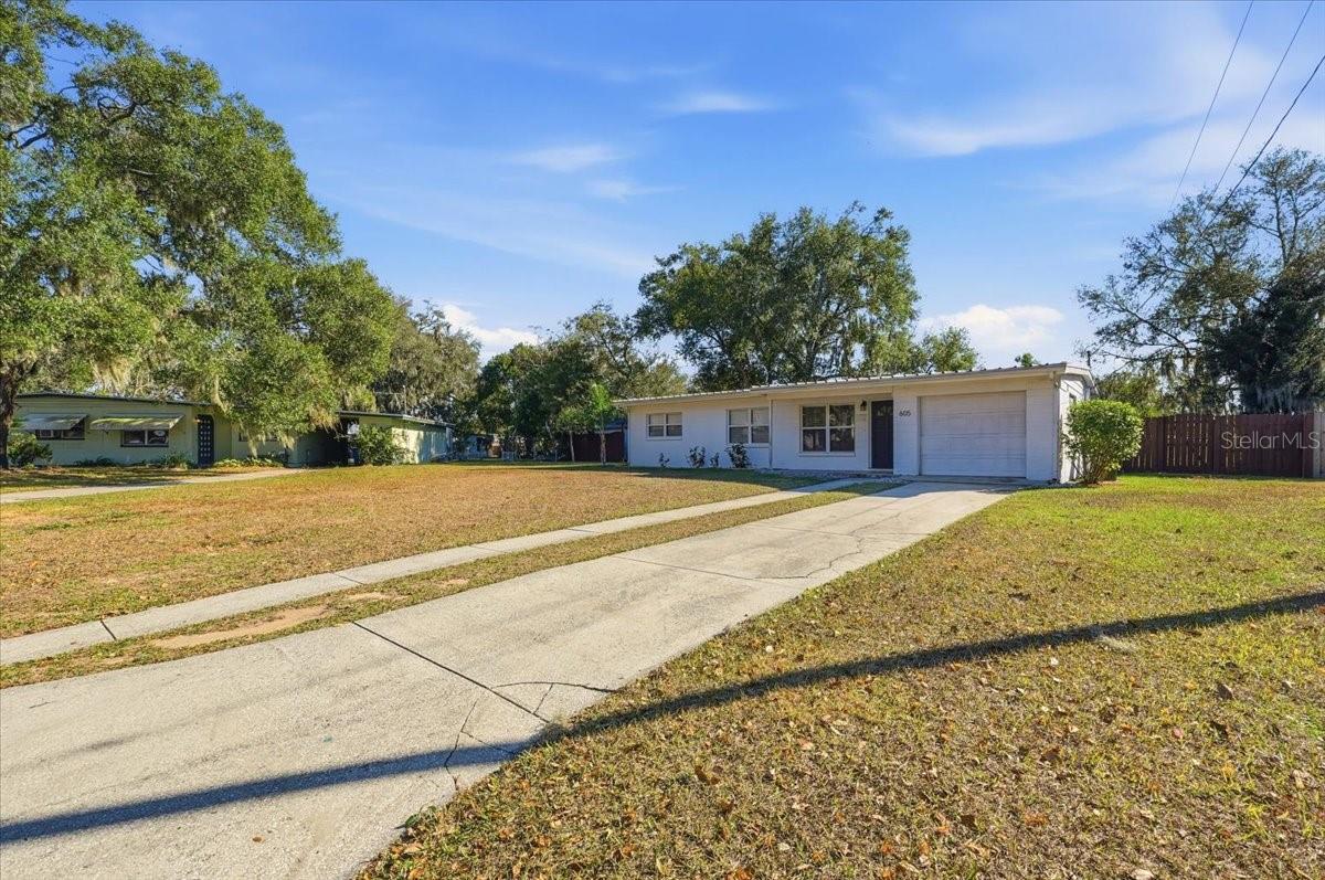 BELLAIRE PARK - Residential