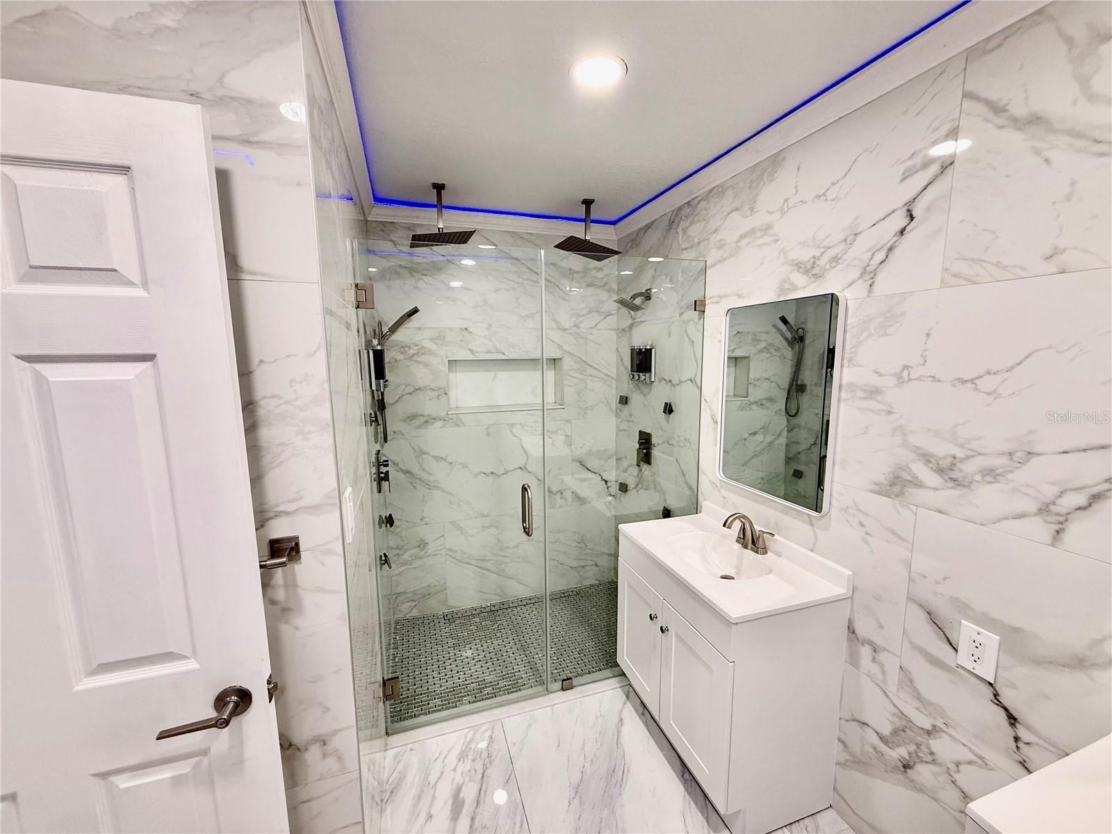 PINECREST VILLA ADD 2 - Residential