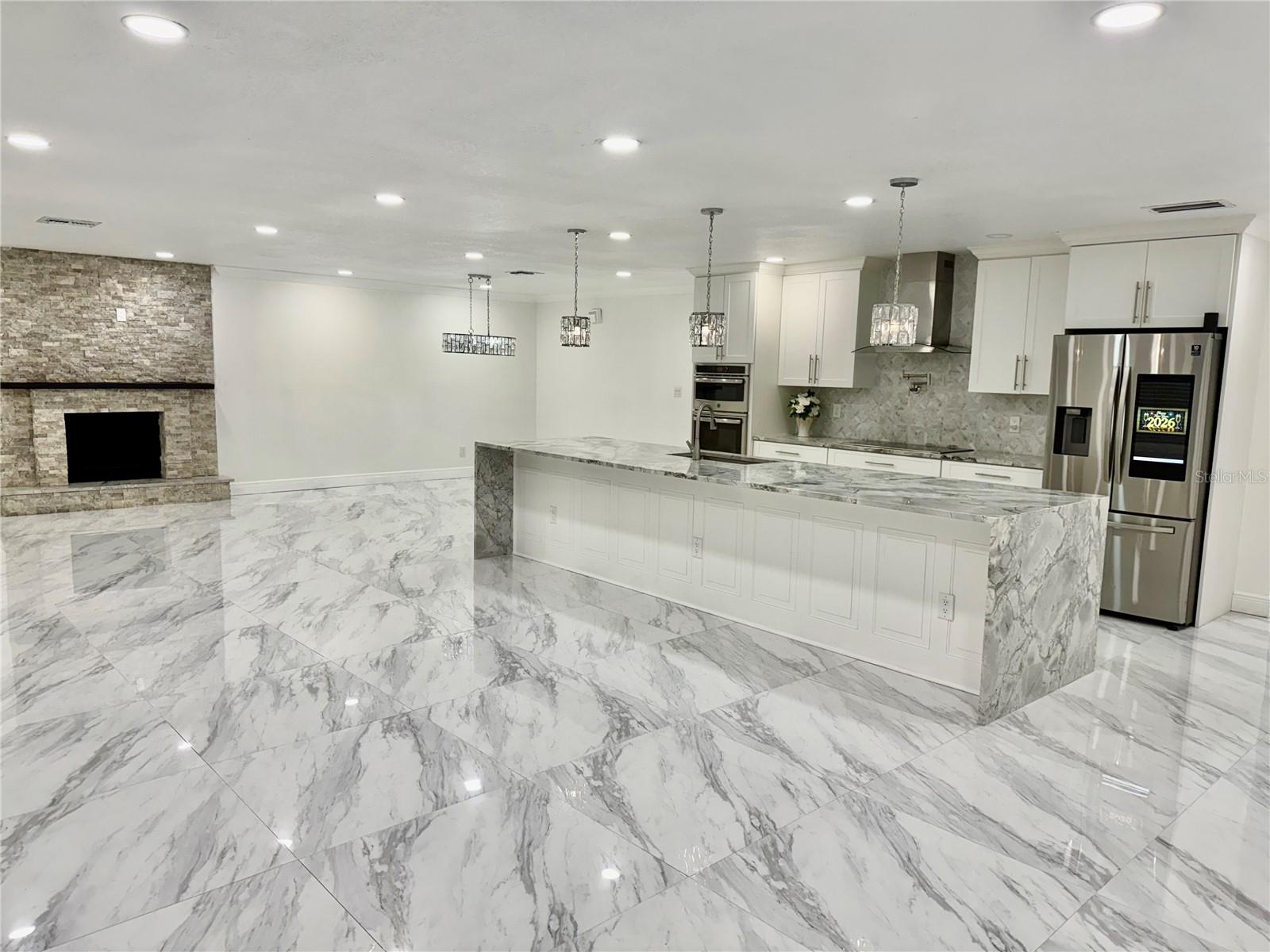 PINECREST VILLA ADD 2 - Residential