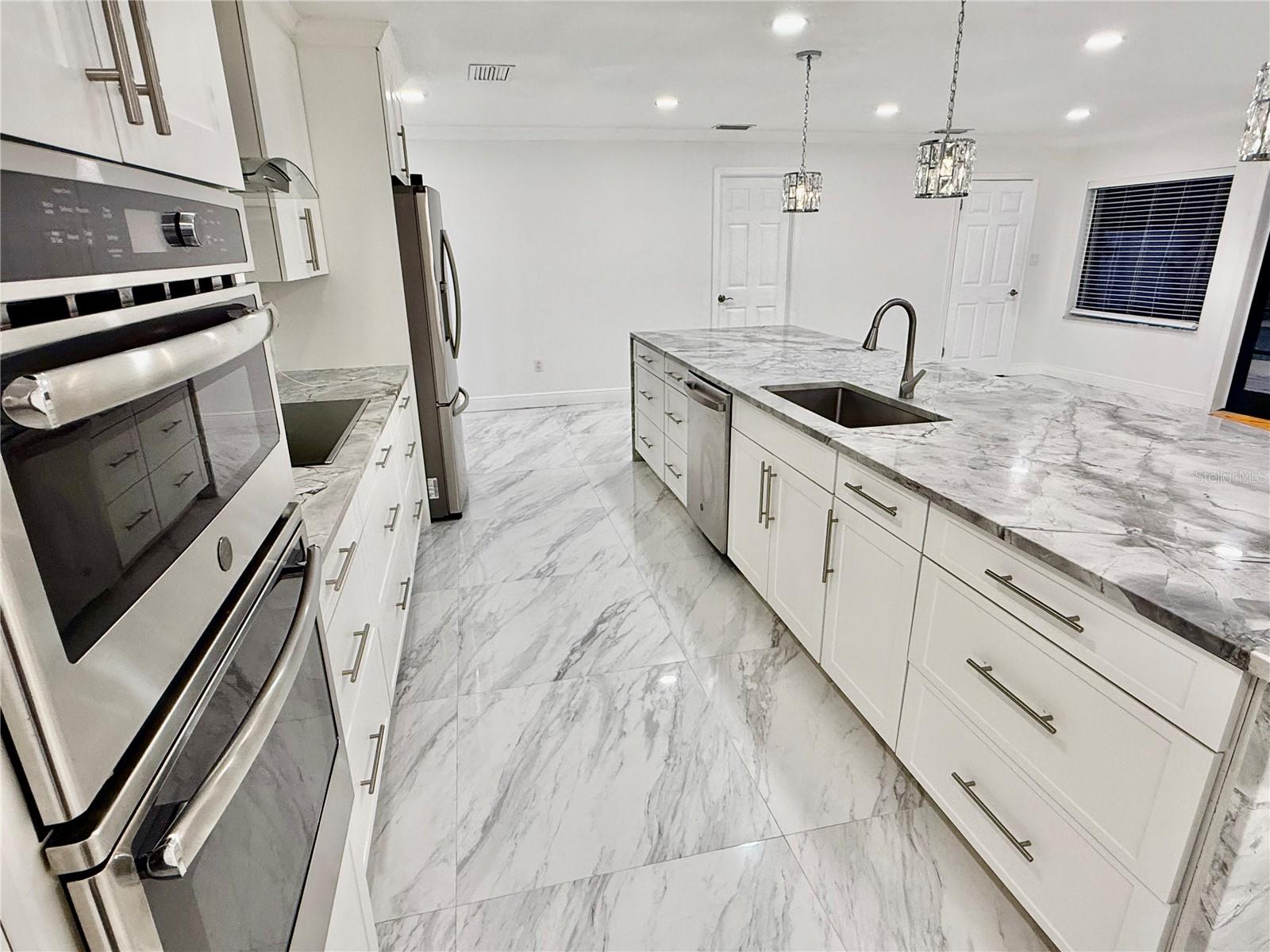 PINECREST VILLA ADD 2 - Residential