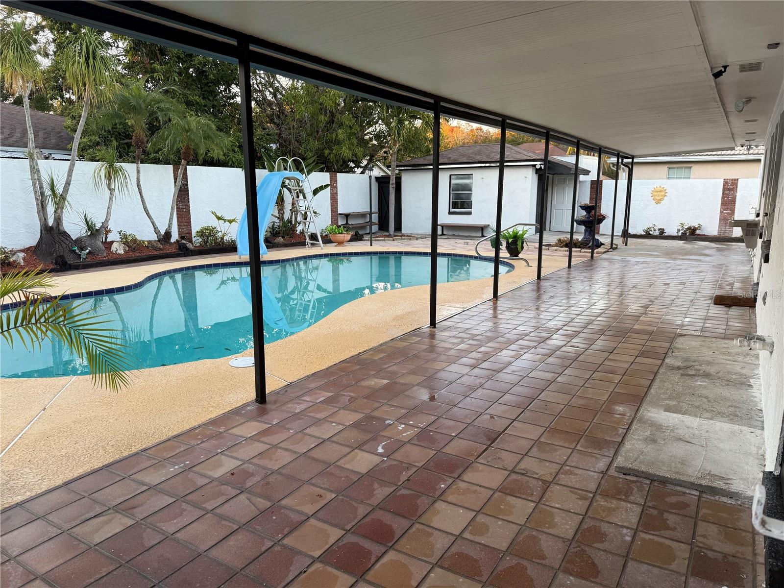 PINECREST VILLA ADD 2 - Residential