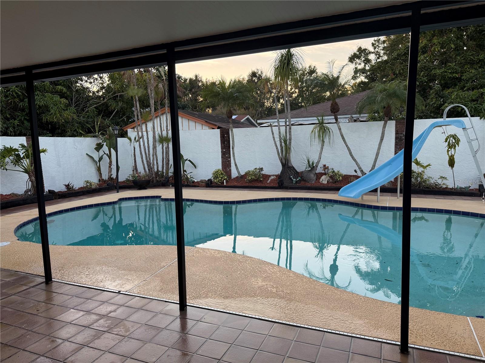 PINECREST VILLA ADD 2 - Residential