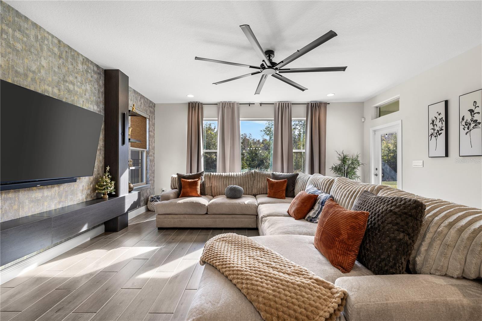 WATERLEIGH - Residential