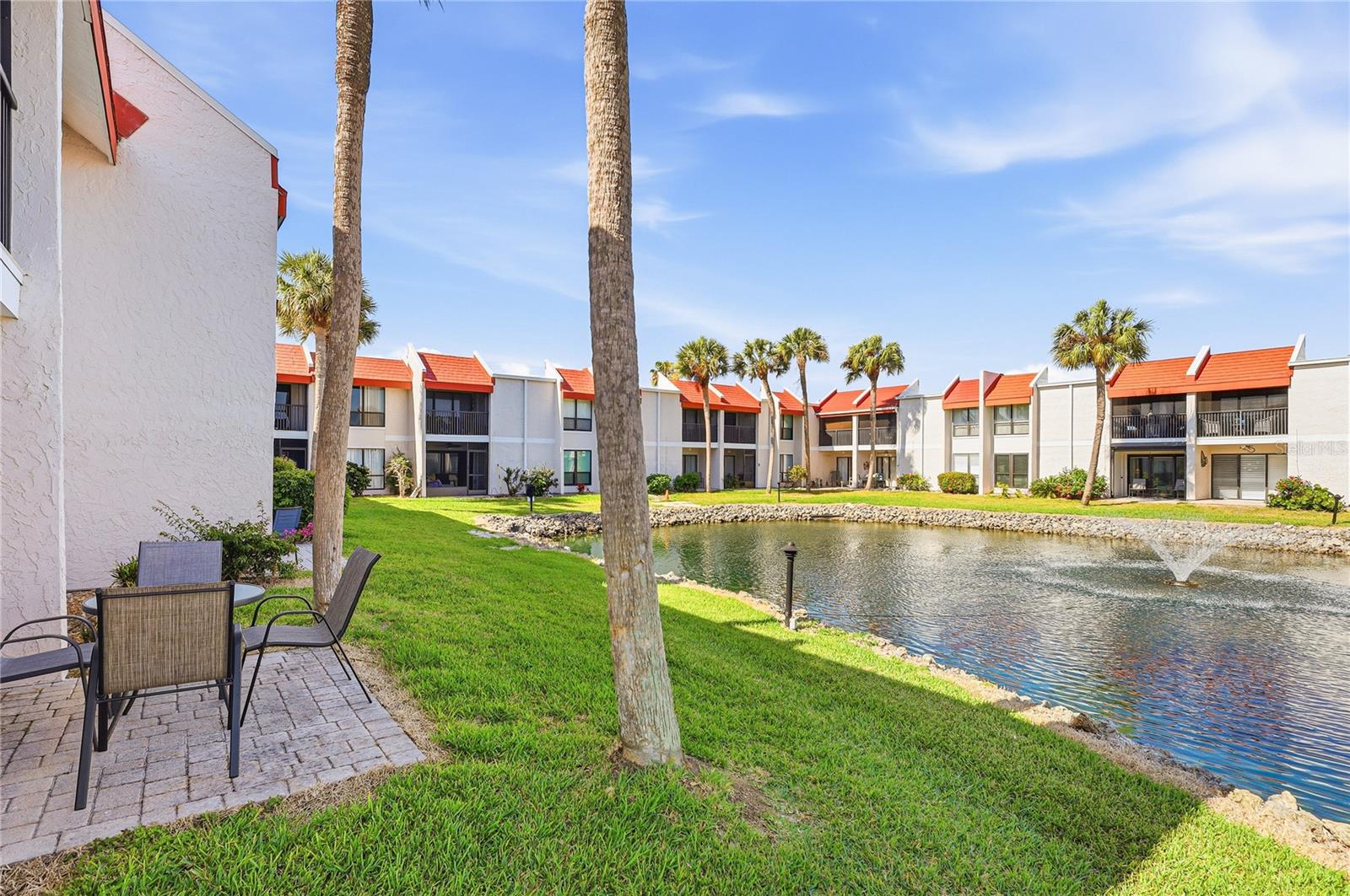 RUNAWAY BAY - Residential