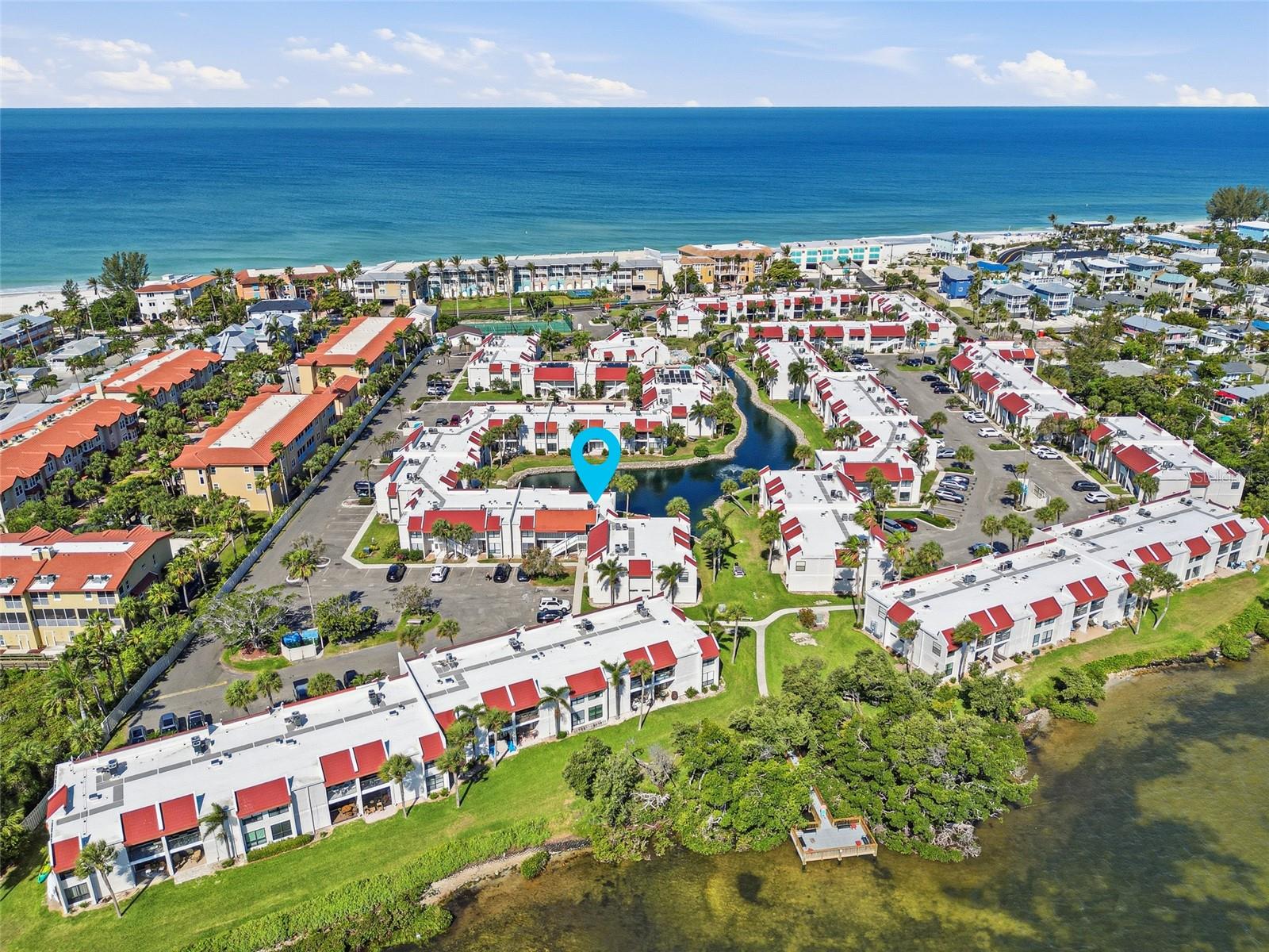 RUNAWAY BAY - Residential