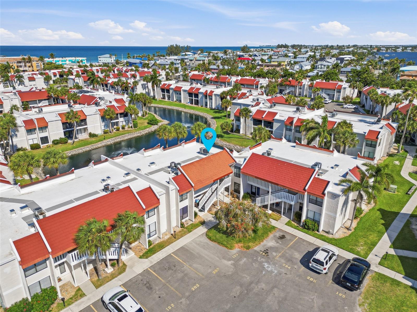 RUNAWAY BAY - Residential