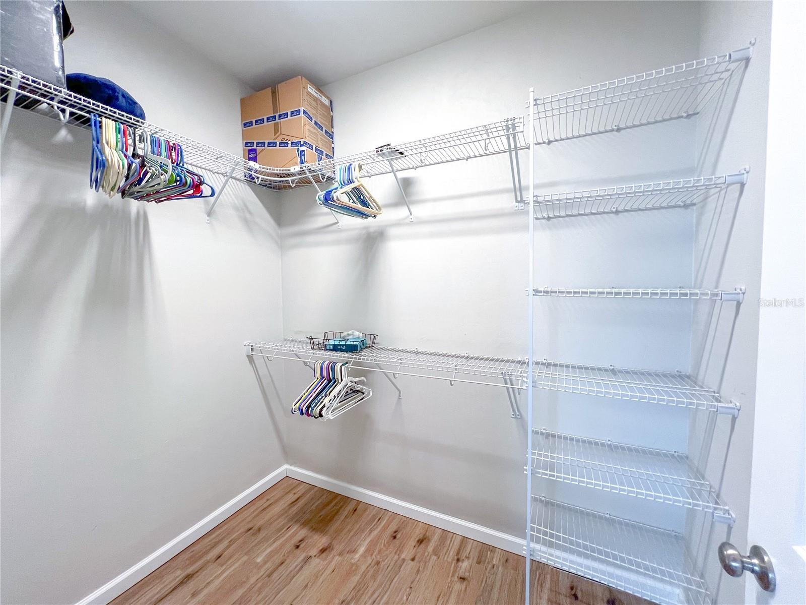 BLUES CREEK - Residential Lease