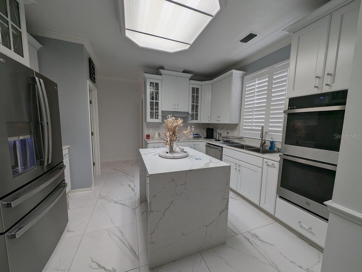 KENSINGTON PARK - Residential Lease