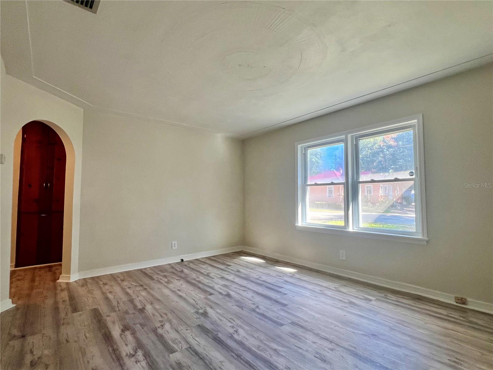 DUGGERS - Residential Lease