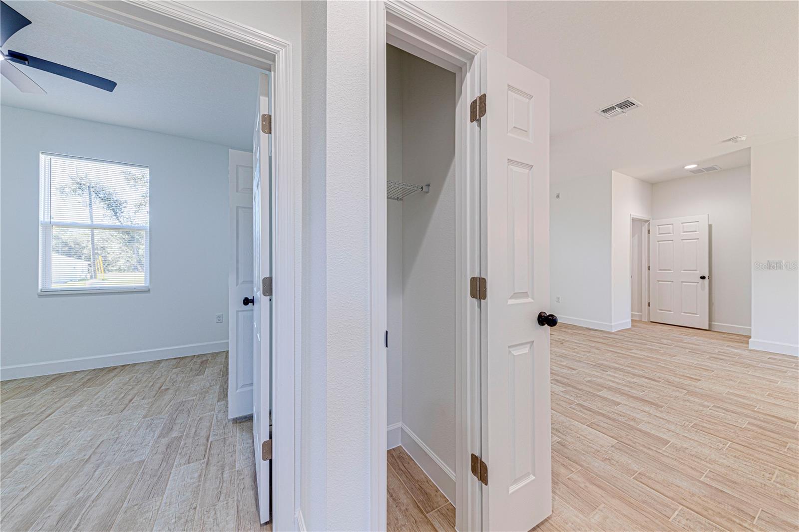 SILVER SPGS SHORES UN 36 - Residential