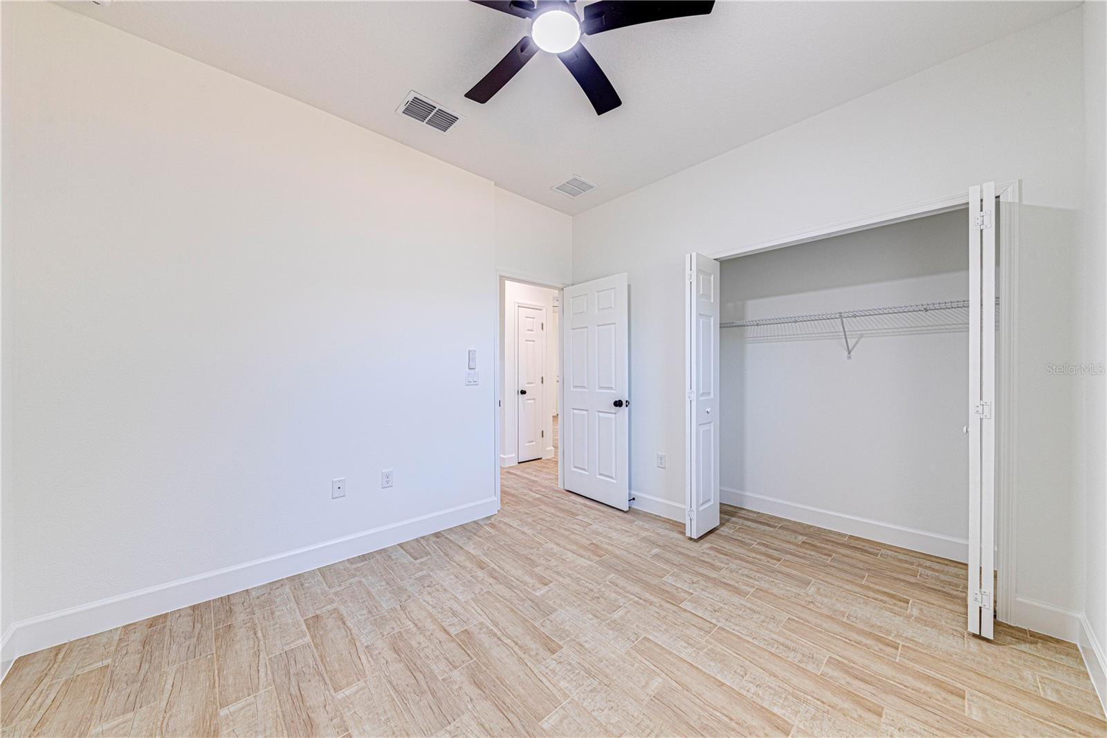 SILVER SPGS SHORES UN 36 - Residential