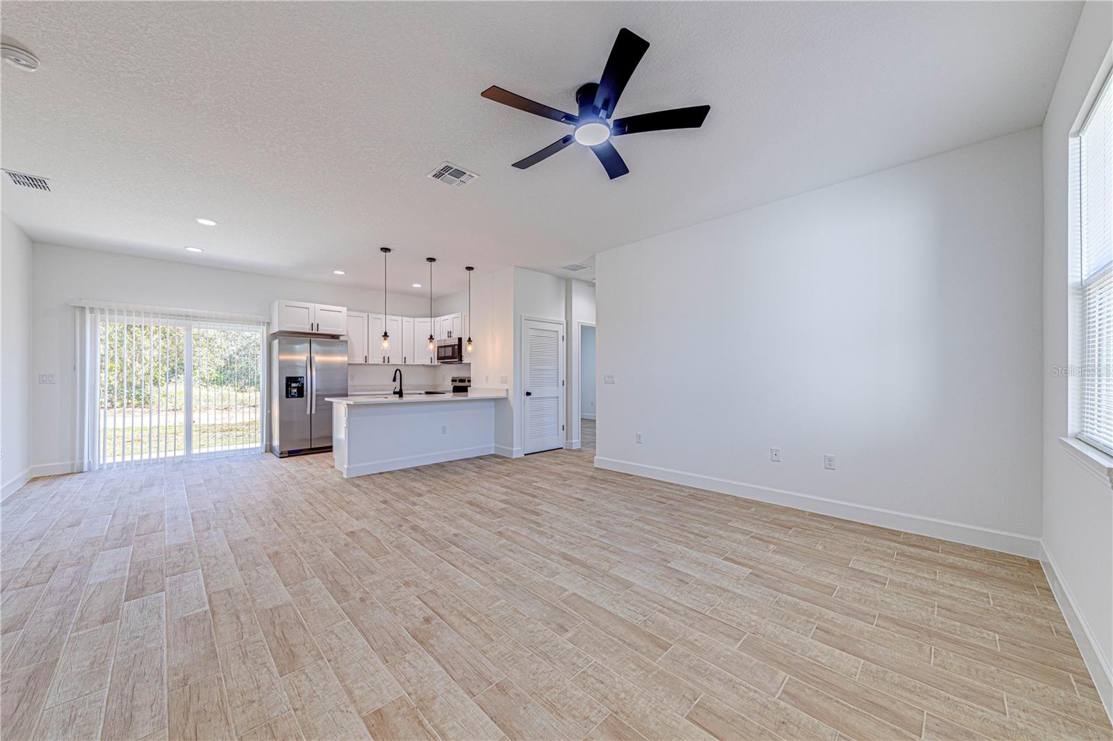 SILVER SPGS SHORES UN 36 - Residential