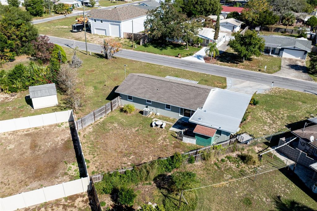 Photo of 903 Virginia Avenue, Tavares, FL 32778 (MLS # G5104721)