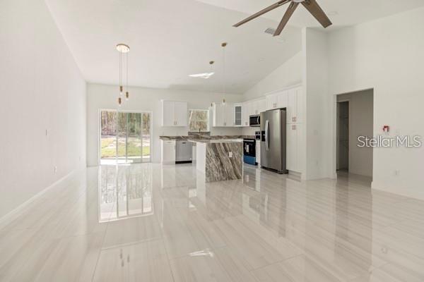 MARION OAKS UN 06 - Residential