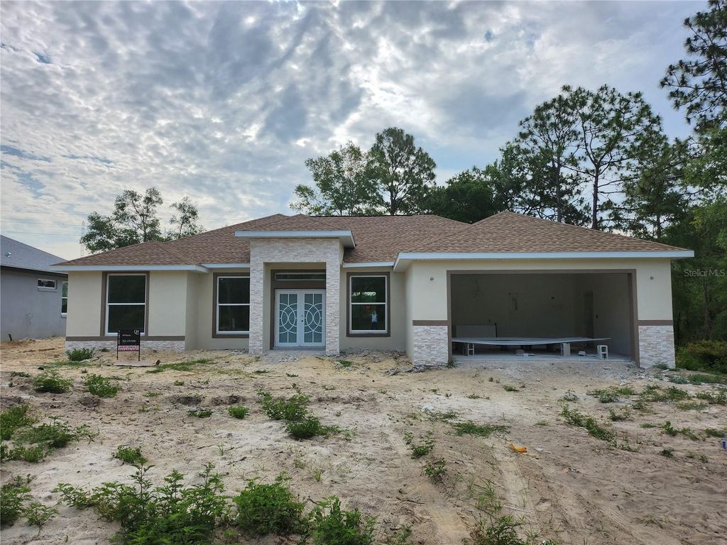 Photo of 3882 SW 169th Lane Road, Ocala, FL 34473 (MLS # OM720395)