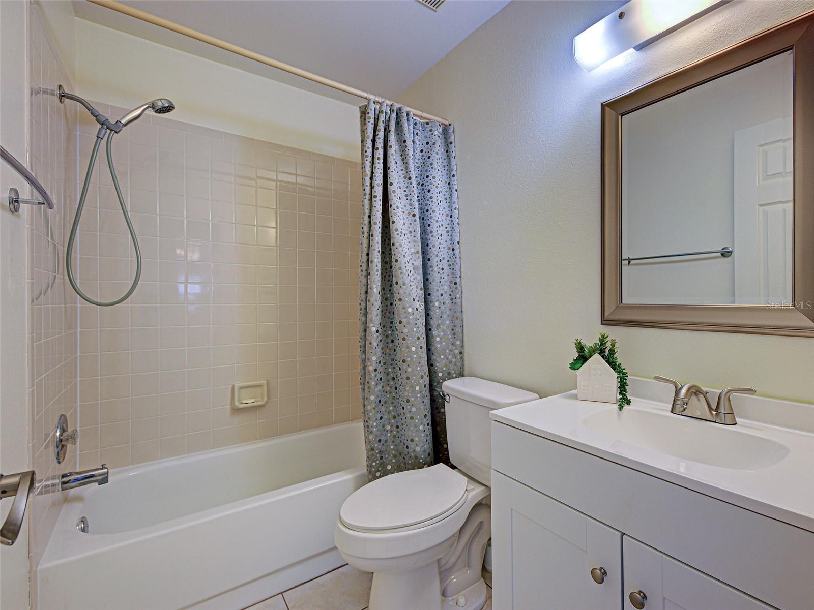 CURRY COVE - Residential