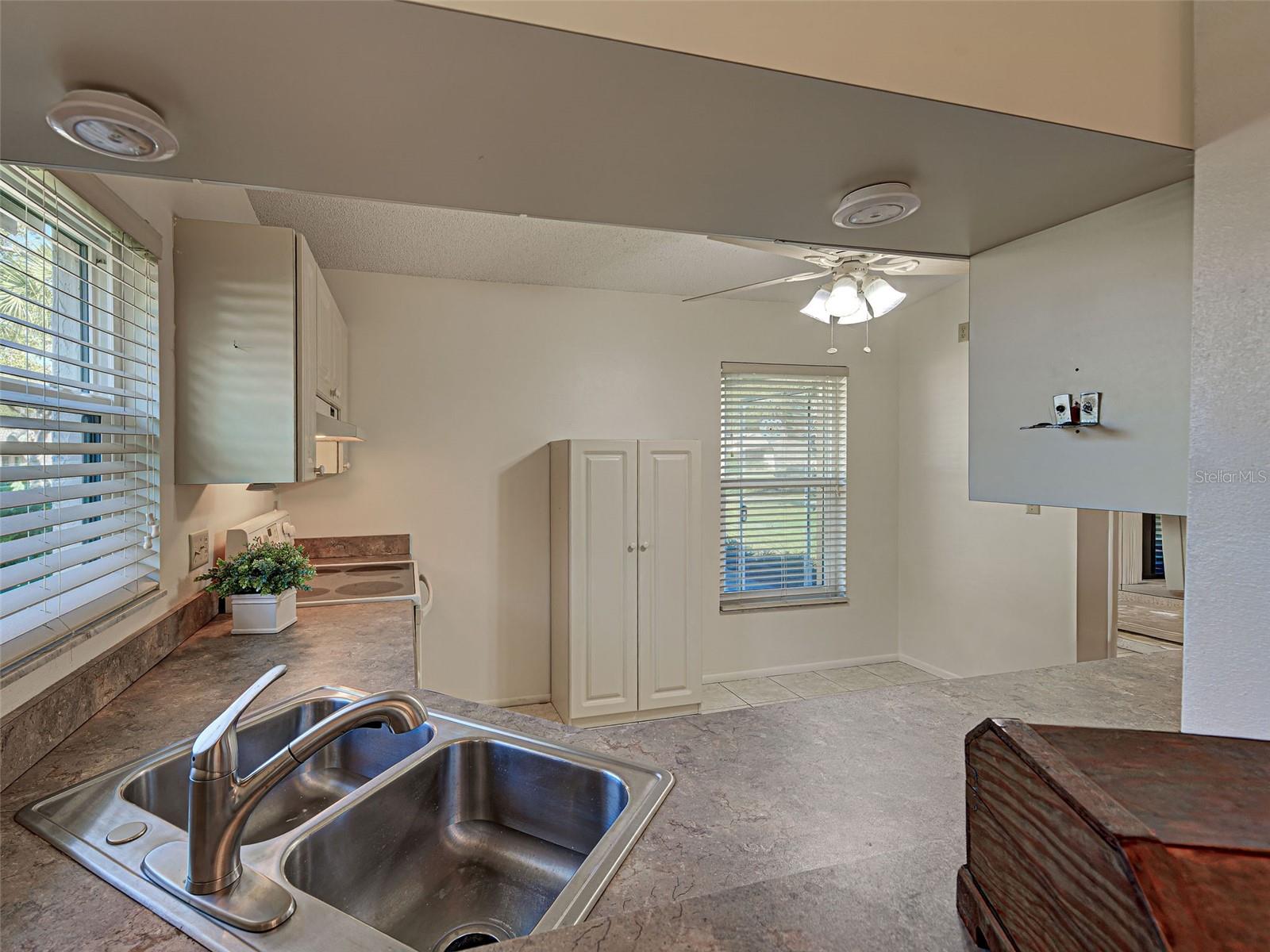 CURRY COVE - Residential