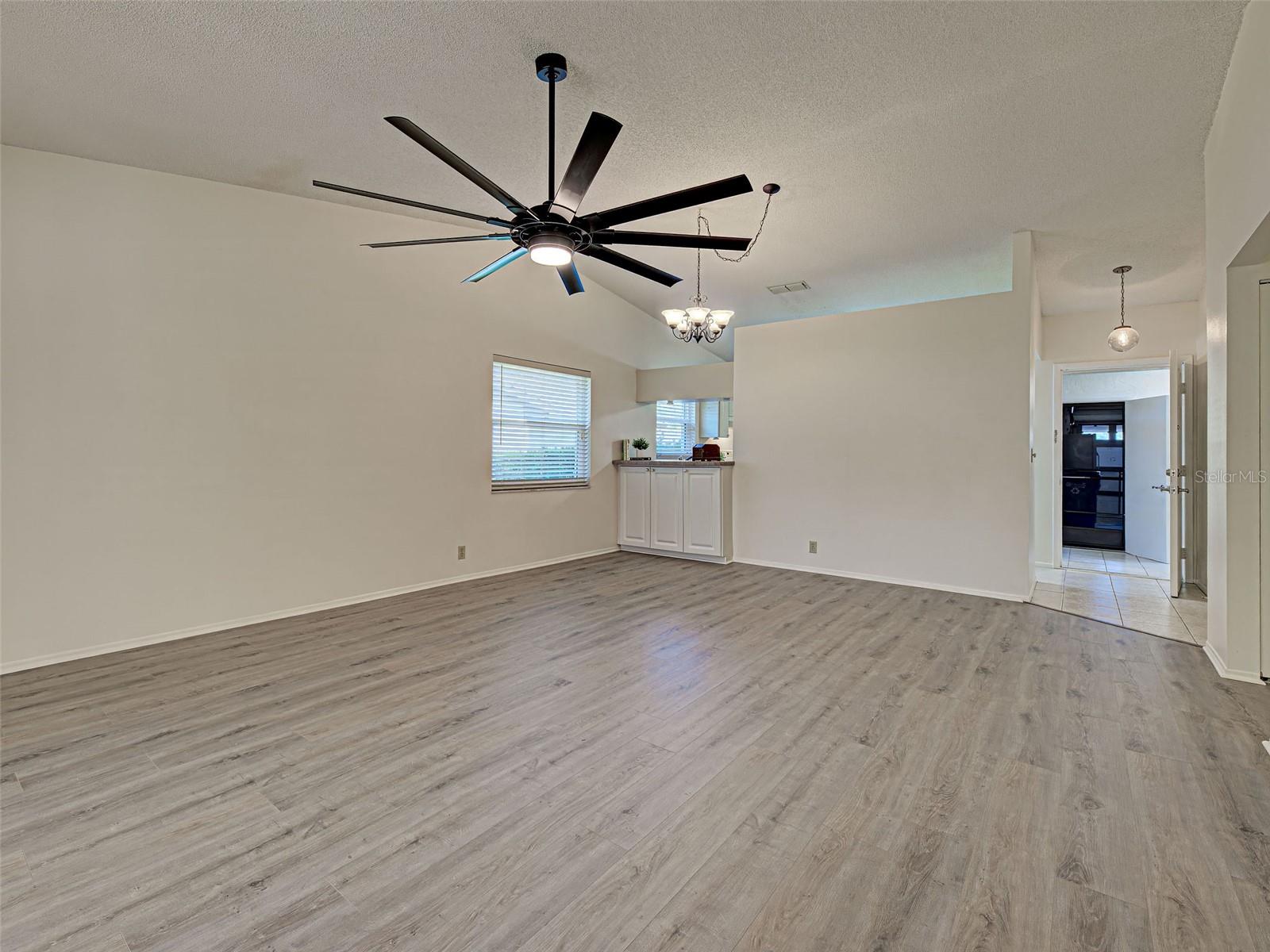 CURRY COVE - Residential