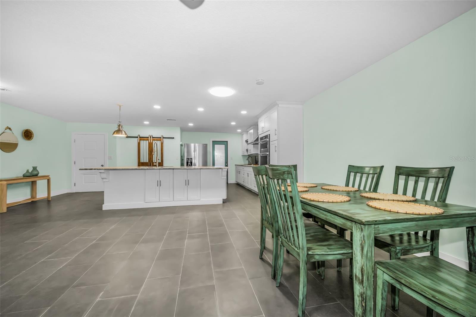 FLOR A MAR - Residential