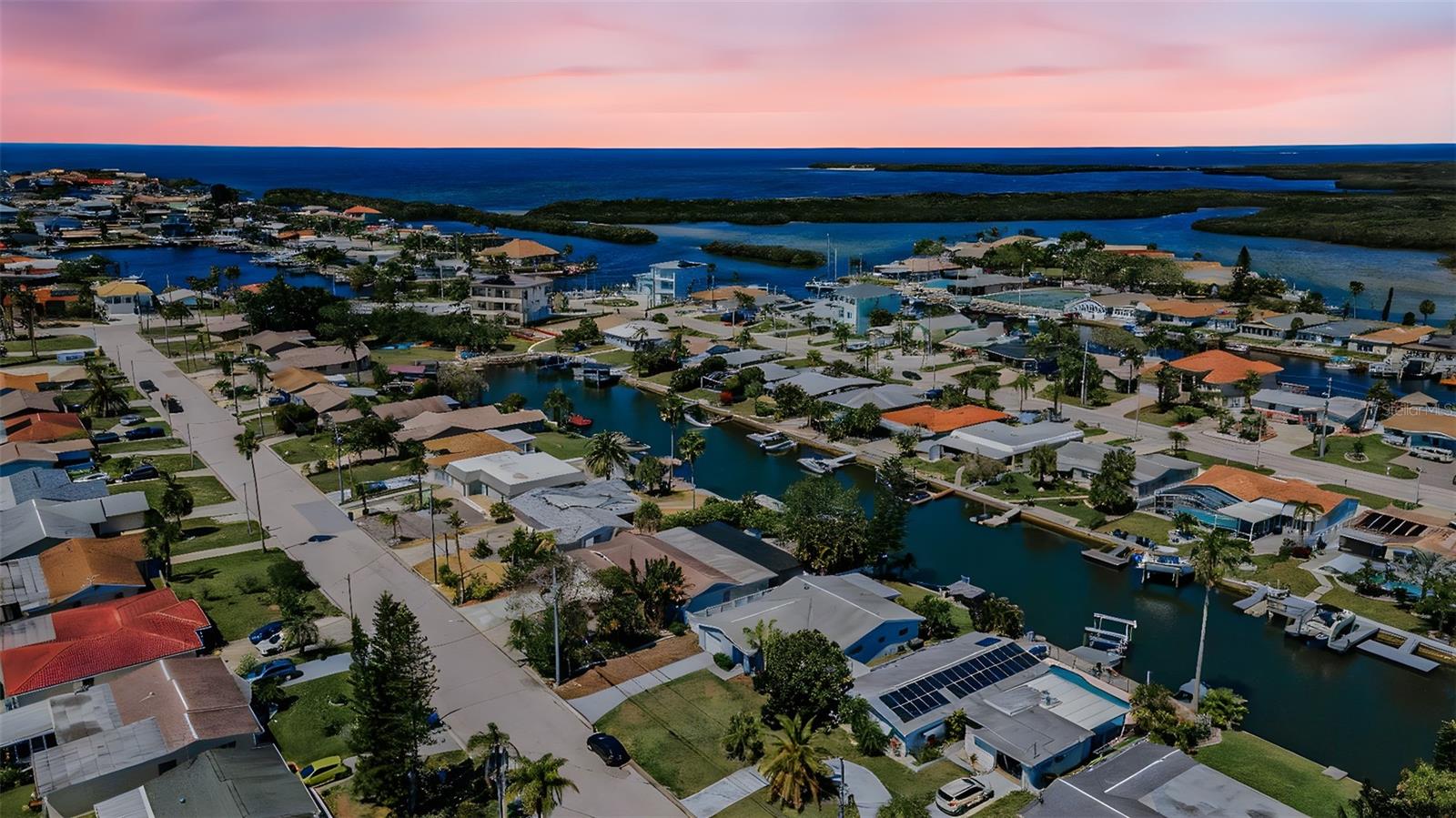 FLOR A MAR - Residential