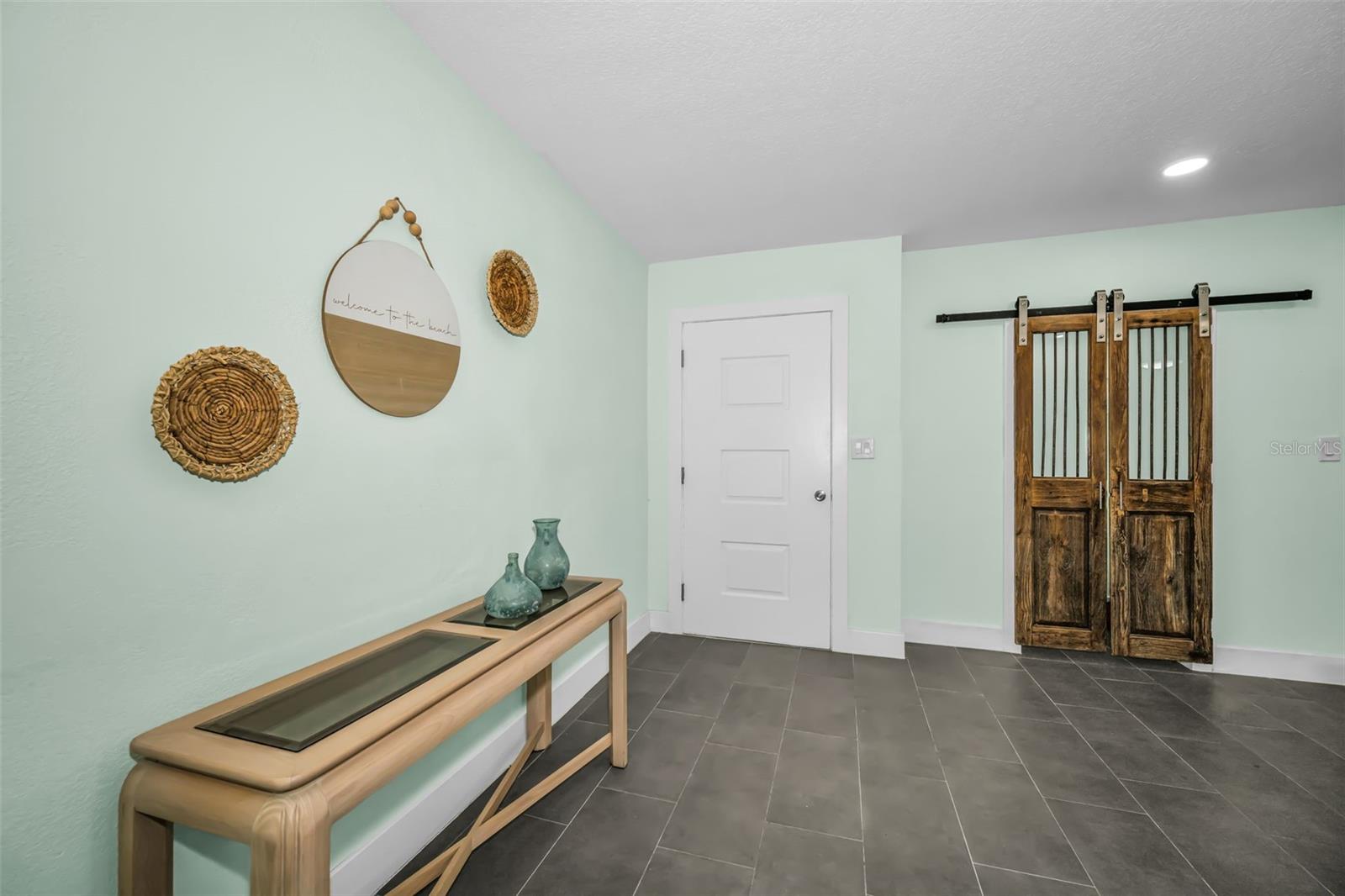 FLOR A MAR - Residential